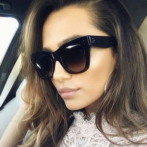 Lunettes de soleil œil de chat vintage classiques dégradées UV400 surdimensionnées pour femmes, vente en gros 2021 - Product Image 1