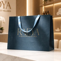 Sacs en papier de luxe personnalisés avec logo pour vêtements de boutique, emballage recyclable pour vêtements et cosmétiques, sacs cadeaux de marque pour le shopping