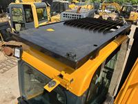 Excavatrice sur chenilles HYUNDAI HX300 d'occasion fiable pour les travaux d'excavation en carrière