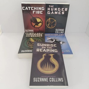 Les Jeux de la faim : Série complète de 5 livres de Suzanne Collins. Classiques de science-fiction dystopiques intemporels et définitifs - Product Image 5