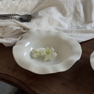 10-Inch <b>Cream</b>-Color Lace Ceramic Soup and Dinner Plate with Stand Vintage Design Style and Plant Pattern for Wedding Parties - Product Image 5