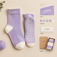 Chaussettes de compression sportives à bord festonné, avec soutien gradué du mollet, taille graduée, motif, placement du logo, pack d'entretien