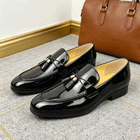 Luxuriöse Klassische Lackleder-Quastenloafer Hochglänzende Formelle Business-Schuhe für Hochzeit Geschäftliche Freizeitschuhe Herrenschuhe