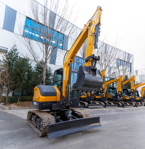 Mini-excavatrice sur chenilles de 6 tonnes avec chenilles en caoutchouc pour travaux de construction urbaine et travaux utilitaires - Product Image 3