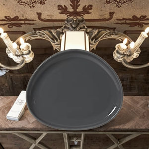 Plato triangular de cerámica esmaltada gris oscuro de gama alta Plato de comida sólida - Product Image 4