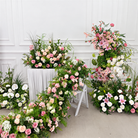 Chemin de table en fleurs artificielles rouge bordeaux, arrangement floral en soie pour centre de table de mariage et décoration de table événementielle