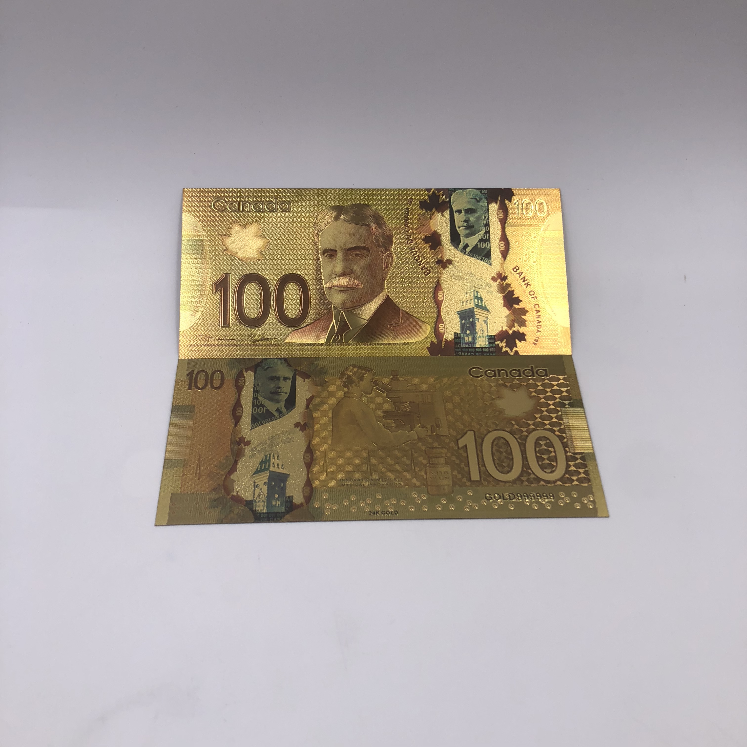 色付きカナダ100ドルのお金のコレクションCAD100金箔