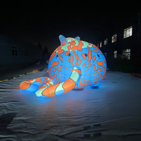 Mascotte extérieure géante gonflable personnalisée de modèle de léopard de dessin animé activée par la lumière pour des événements pour des décorations de centre commercial