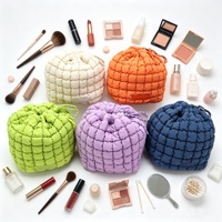 Pochette cosmétique matelassée à cordon, texture nuage douce et moelleuse, organiseur de maquillage, grande capacité, sac de voyage pour articles de toilette