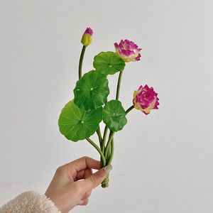 A-1802 Groothandel Gesimuleerde Waterlelie <span class=keywords><strong>Plant</strong></span> Ornamenten Kleine Kunstmatige Lotusbloem Voor Buiten Veranda Tafeldecoratie - Product Image 5