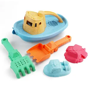 Hot Sale 5 PCS Wheat Straw Beach Toys Boats Sand Toy Set With Shovel Rake And Ship Mold For Kids