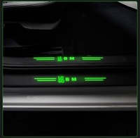 Autocollant 3D en PVC en fibre de carbone personnalisable pour voiture emblème de logo accessoire de seuil de caisse protecteur de bord de porte pour l'arrière