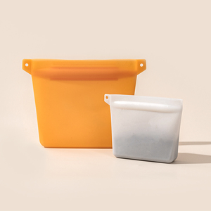 Portable Silicone Pet <b>Treat</b> <b>Bag</b> Waterproof Food Grade Dog Snack Dispenser Training Reward Pouch Travel Feeding Container - Product Image 3