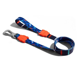 Correa para Perro Ajustable con Patrón Azul y Herrajes Naranjas para Paseos, Marca Atlanta - Product Image 1