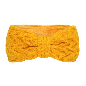Turban en velours pour femmes <span class=keywords><strong>avec</strong></span> perles Bandana d'hiver à tricoter <span class=keywords><strong>bandeau</strong></span> Spa en gros disponible à la vente - Product Image 3