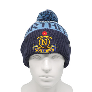 Hot Mùa Đông Ấm Áp Tùy Chỉnh Acrylic Dệt Kim Jacquard Thêu Vá Logo Toques Pom Pom Đan Bobble Beanie Hat Cho Nam Giới Phụ Nữ - Product Image 6