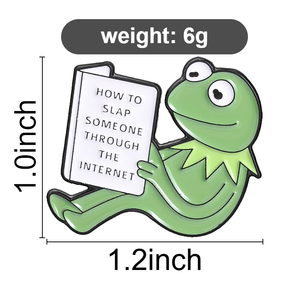 Aangepaste 'Hoe iemand via internet te slaan' emaille pin grappige kikker metalen badge Kermit meme revers pin sieraden - Product Image 6