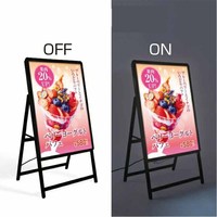 Présentoir rotatif de mode en alliage d'aluminium pour le présentoir de magasin de design d'intérieur pour les vitrines de magasin de vêtements