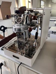 Machine à café électrique domestique automatique avec moulin intégré réglable 220V-240V Capacité 16 tasses Boîtier en fer Certifié ROHS - Product Image 5