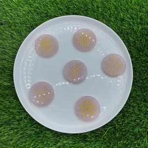 Círculo de Cuarzo Rosa de 5.5cm con Impresión de Imagen, Piedras Curativas, Artesanía en Cristal, Regalos Únicos - Product Image 4