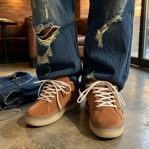 Chaussures décontractées de luxe pour hommes en daim doublé polaire chaudes, basses à lacets, baskets d'hiver rétro à semelle épaisse pour la marche et le style urbain - Product Image 3