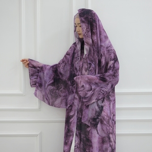 Abaya de Chifón con Estampado Teñido, Abertura Frontal y <span class=keywords><strong>Sheila</strong></span> a Juego, Conjunto de 2 Piezas, Ropa Islámica para Verano - Product Image 4