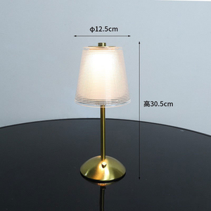 Lámpara de Mesa Moderna de Cristal con Pantalla en Forma de Campana, Base de Latón, Interruptor de Botón, LED 2700K, Luz Blanca Cálida Suave, CRI 90, Base para Bombilla AC E26 - Product Image 4