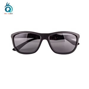 2019 nuevos hombres magnético Clip <span class=keywords><strong>gafas</strong></span> <span class=keywords><strong>de</strong></span> conducir imán polarizado <span class=keywords><strong>gafas</strong></span> <span class=keywords><strong>de</strong></span> <span class=keywords><strong>sol</strong></span> <span class=keywords><strong>de</strong></span> moda - Product Image 1