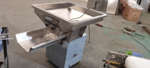 Nuevo Alimentador Vibratorio Personalizado de Acero Inoxidable 304 Duradero de 2024, Tolva de Alimentación Grande de 150L Antibacteriana para la Industria Alimentaria - Product Image 3