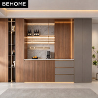 Meuble Bar à Vin Moderne Personnalisé avec Panneaux Bicolores, Étagères Ouvertes LED et Plan de Travail en Pierre pour Villa, Hôtel, Appartement, Salon