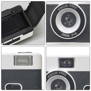 Appareil photo jetable rétro personnalisé avec flash pour mariage de couple - Product Image 6