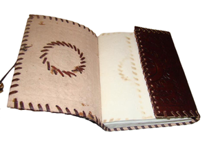 Carnet de notes vintage en cuir de créateur, classique, vierge, gaufré, fait main, relié en cuir pour journalisation - Product Image 5