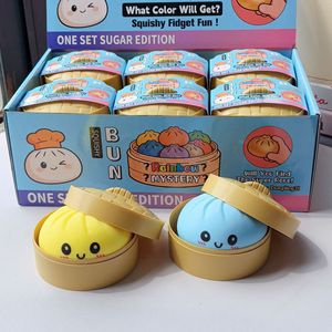 ของเล่นบีบไส้ซาลาเปา TPR: ของเล่นบีบคลายเครียด, ของเล่นแกล้งกัน, และลูกบอลแป้งระบายอารมณ์ - Product Image 3
