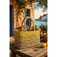 Panier rectangulaire en herbe tressé à la main avec bordure festive et poignée (Jaune) – Rangement écologique et élégant d'Orissa