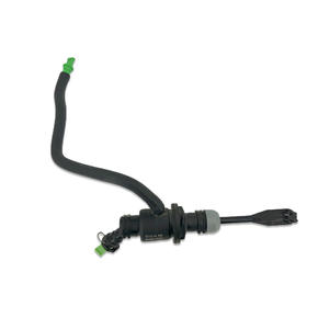 Cylindre maître d'embrayage et cylindre maître de frein en parfait état pour Nissan X-TRAIL T32 1.6 2015, numéro de pièce 30610-4BA0A, pour réparation - Product Image 1