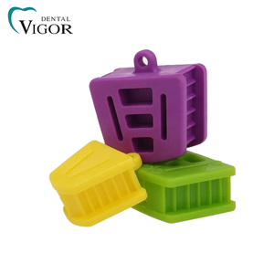 Écarteur buccal en silicone dentaire pour maintien sûr de la bouche lors des interventions - Product Image 4