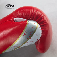 Gants de boxe pour enfants BN 6OZ Vente en gros Logo personnalisé Cuir PU Rouge Mini gants de boxe pour enfants