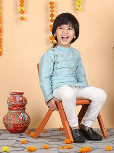 Ensemble Kurta en coton bleu ciel pour garçons avec imprimé vélo, Kurta ethnique à manches longues et pyjama blanc, tenue traditionnelle festive pour enfants - Product Image 4