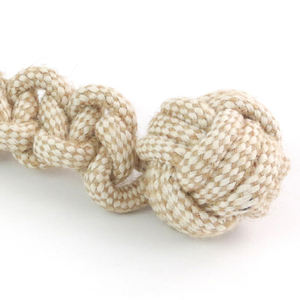 Jouet pour animaux de compagnie unique, balle de 38 cm, blanc cassé, lancée à la main, construction durable et sûre - Product Image 4