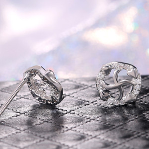 Orecchini a Perno a Forma di Girandola per Donne, Accessori Minimalisti alla Moda per Uso Quotidiano - Product Image 3