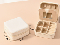 Boîte de rangement à bijoux portable avec logo personnalisé, en cuir PU, carrée, pour voyager, organiseur de bijoux pour boucles d'oreilles, bagues, colliers, bracelets