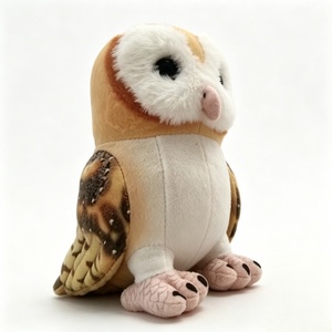 Peluche de búho con alas manchadas, personalizado y detallado, peluche realista de búho de granero con disco facial en forma de corazón - Product Image 4