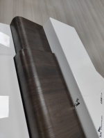 Máquina de Doblado de Paneles de Aluminio AP810 CNC Automática con Inyección de Pegamento PUR, para Doblado de Perfiles de Puertas de Muebles y Gabinetes