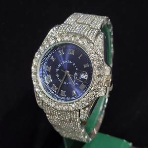 Reloj de Diamantes Moissanite de Estilo Japonés de Excelente Calidad para Eventos Deportivos y Actividades al Aire Libre Disponible a Buen Precio - Product Image 2