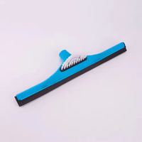 Produit de nettoyage de sol en plastique de qualité pour la maison en gros outil raclette d'essuie-glace avec brosse
