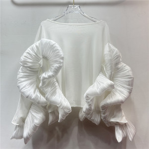 เสื้อเชิ้ตแขนยาวทรงหลวม คอวีแต่งระบาย สไตล์เรโทรใหม่ แฟชั่นเสื้อผู้หญิงทรงไม่สมมาตร - Product Image 2