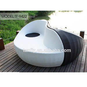 Meubles d'extérieur et transats de piscine Yin Yang - Product Image 1