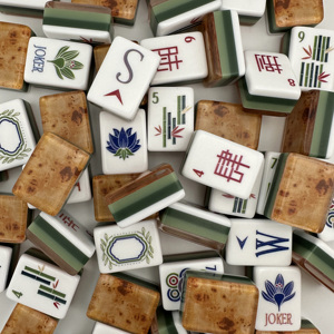 Venta al por mayor de fichas de Mahjong: Bird Boutique, Lola Beach, Malachite, Light, Miss Darling, Mother of Mahjong Tiles, de gran tamaño y pintadas en pulgadas. - Product Image 1