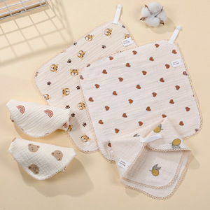 Babero de Gasa para Bebé Carlota, 25x25 cm, Toalla Triangular de Algodón Puro con Hebilla para Bebés, Estampado de Dibujos Animados - Product Image 2