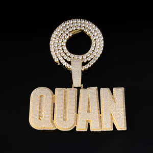 Ciondolo Lettera Personalizzata Hip Hop in Ottone con Zirconi 5A, Charm Cubano Scintillante Placcato Oro/Argento per Uomo e Donna - Product Image 5
